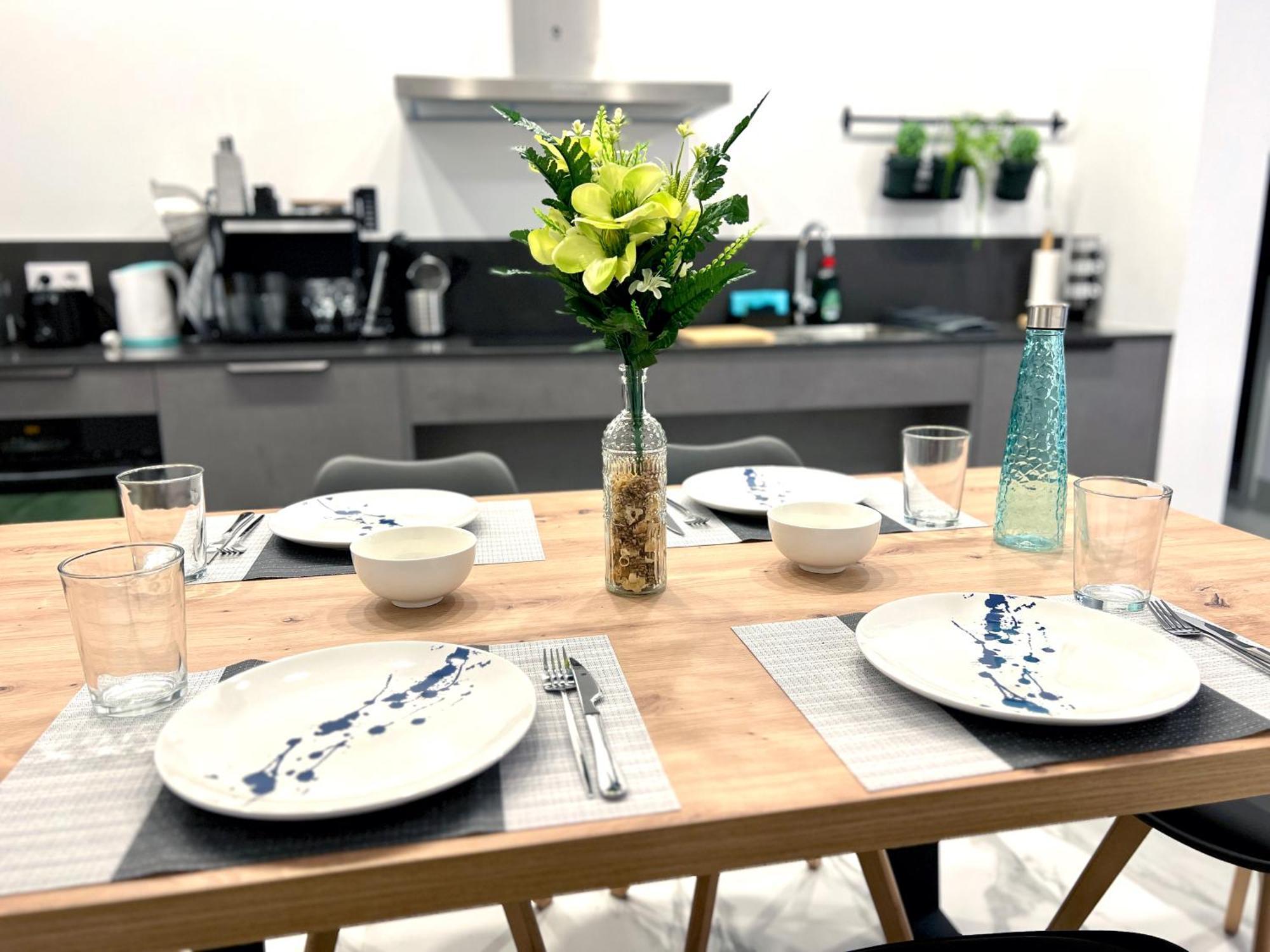ולנסיה Apartamento De Estilo Moderno Hasta 5 Pax מראה חיצוני תמונה